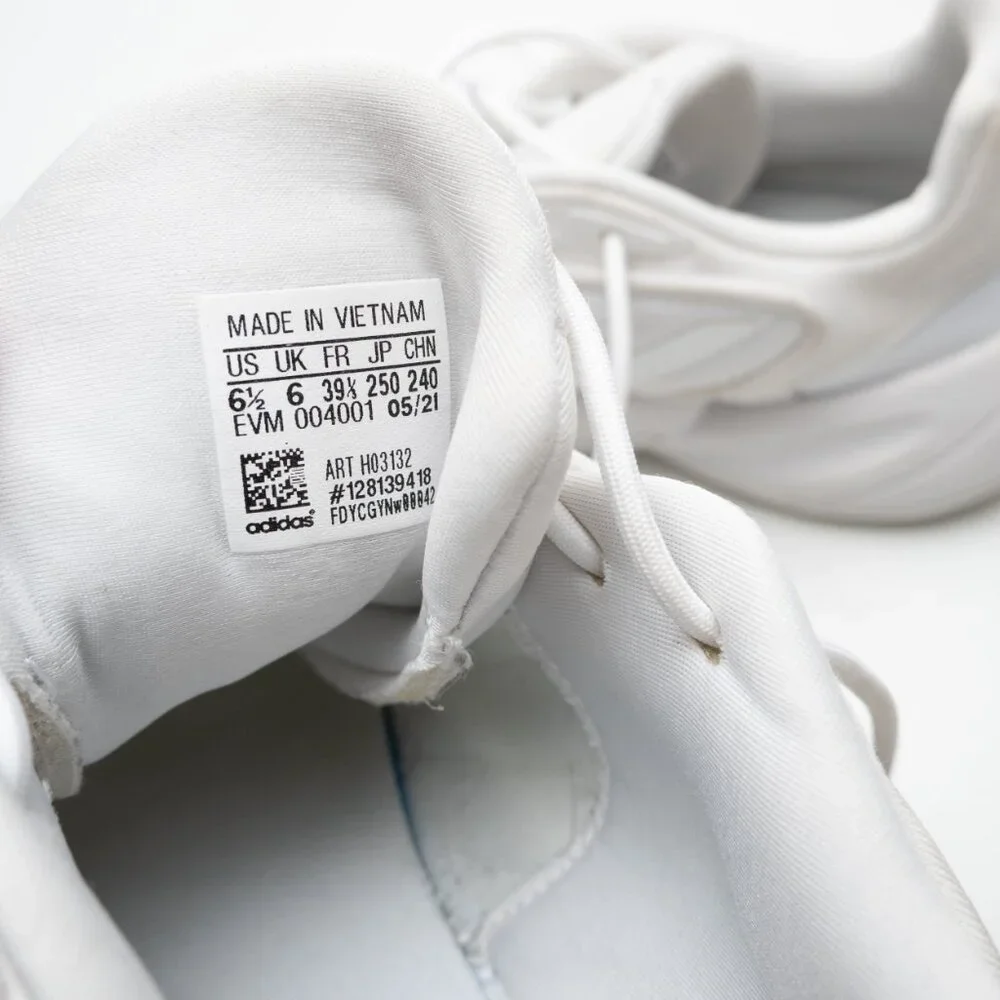 ADIDAS Ozelia Triple White Reflective size 6.5